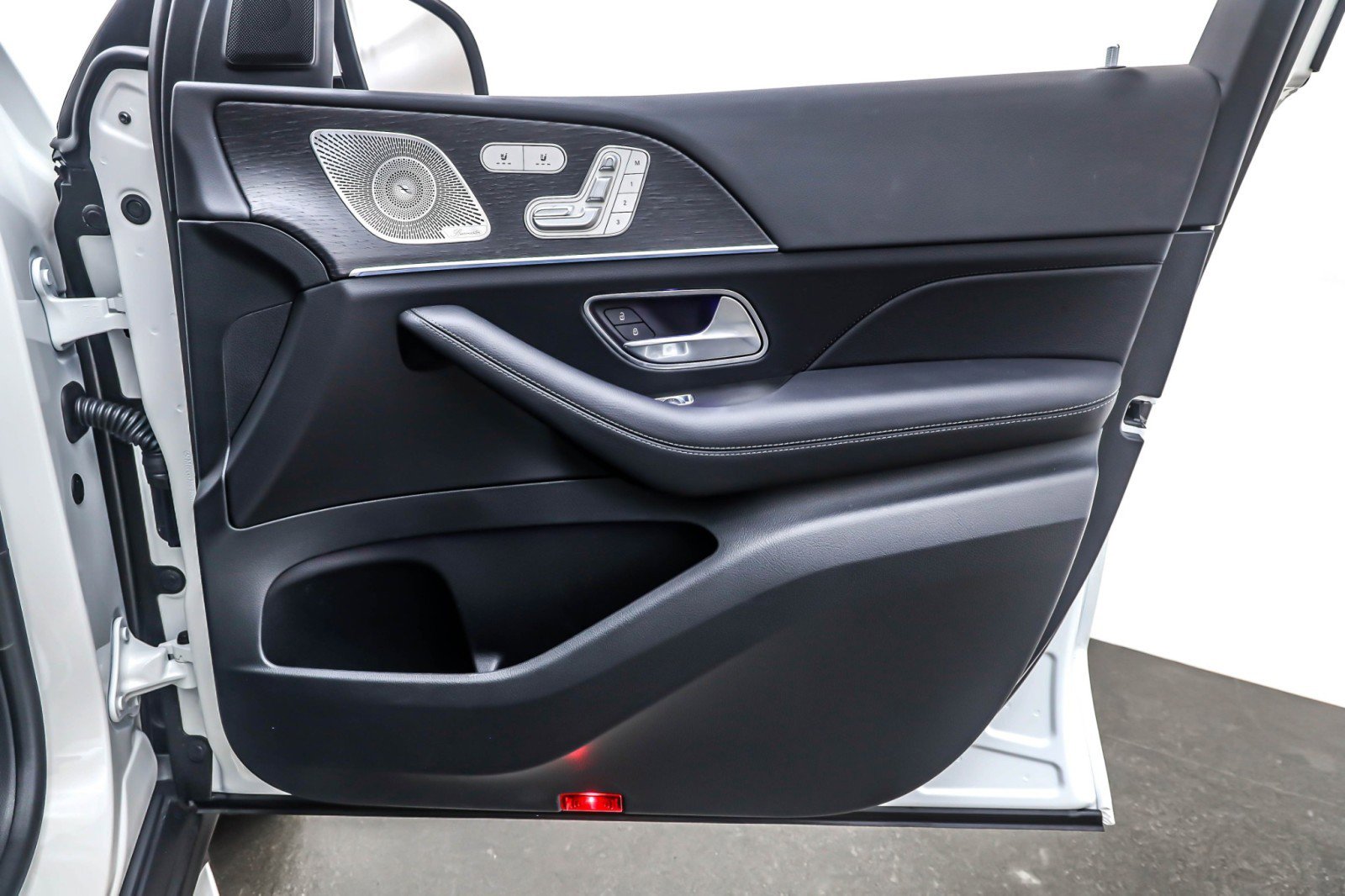 Certified 2025 Mercedes-Benz GLE 350 GLE 350 SUV image 25