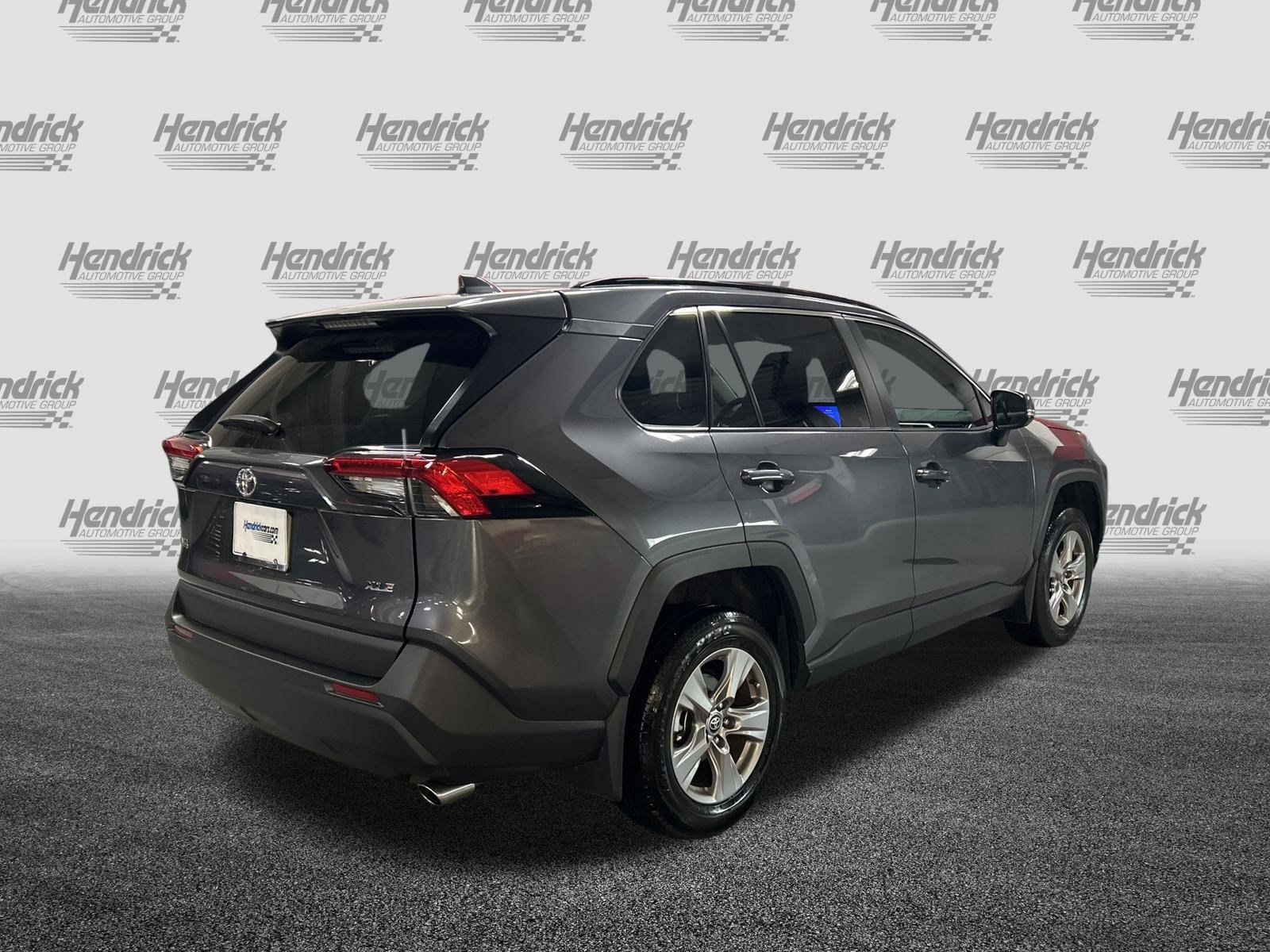 Used 2025 Toyota RAV4 XLE FWD image 10