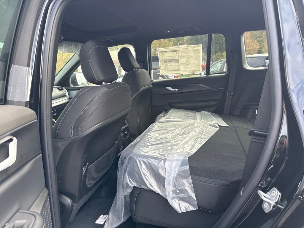 New 2025 Jeep Grand Cherokee Laredo X w/ Trailer Tow Package image 22