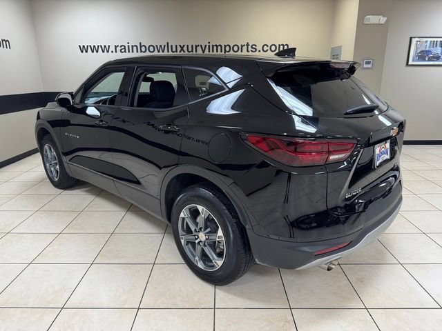 Used 2025 Chevrolet Blazer LT FWD image 4