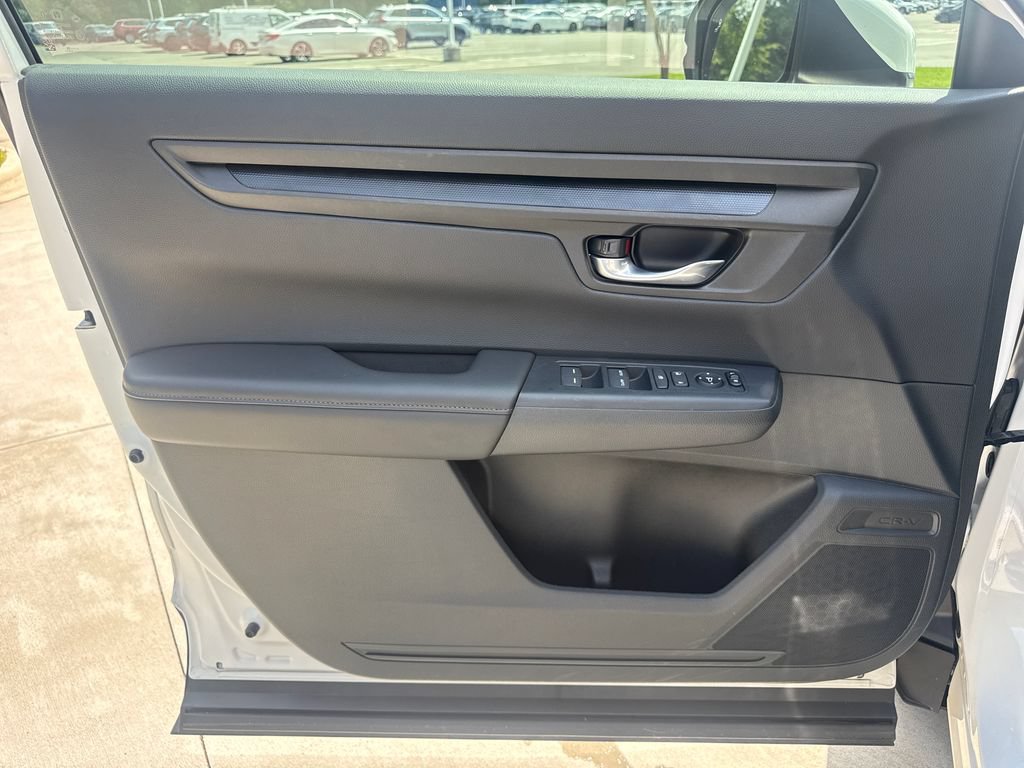 Used 2025 Honda CR-V EX image 14