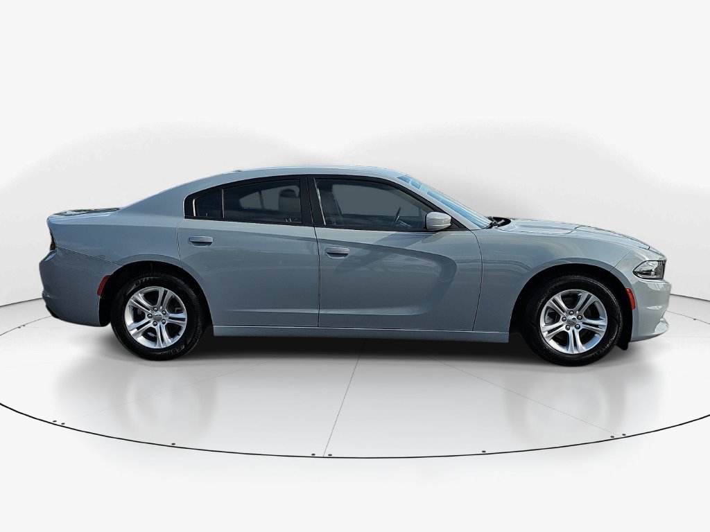 Used 2021 Dodge Charger SXT RWD image 5