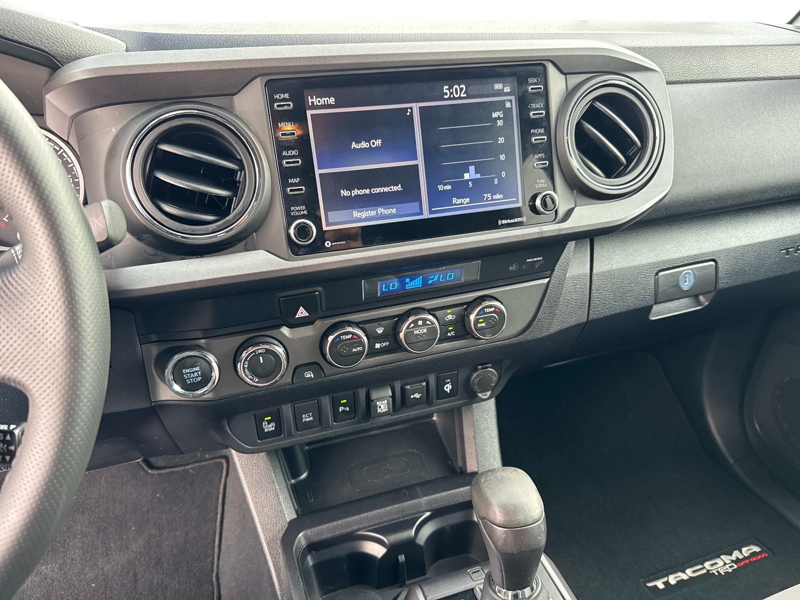 Used 2022 Toyota Tacoma TRD Off-Road w/ Technology Package AWD/4WD image 23