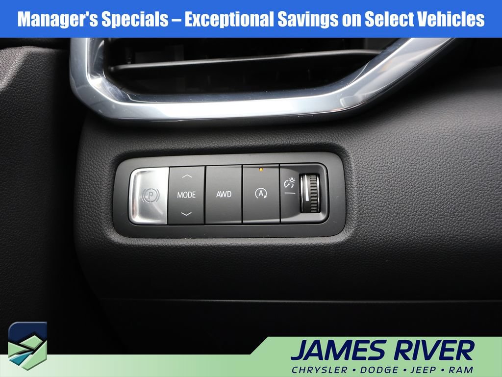 Used 2026 GMC Acadia Elevation w/ Elevation Premium Package AWD/4WD image 32