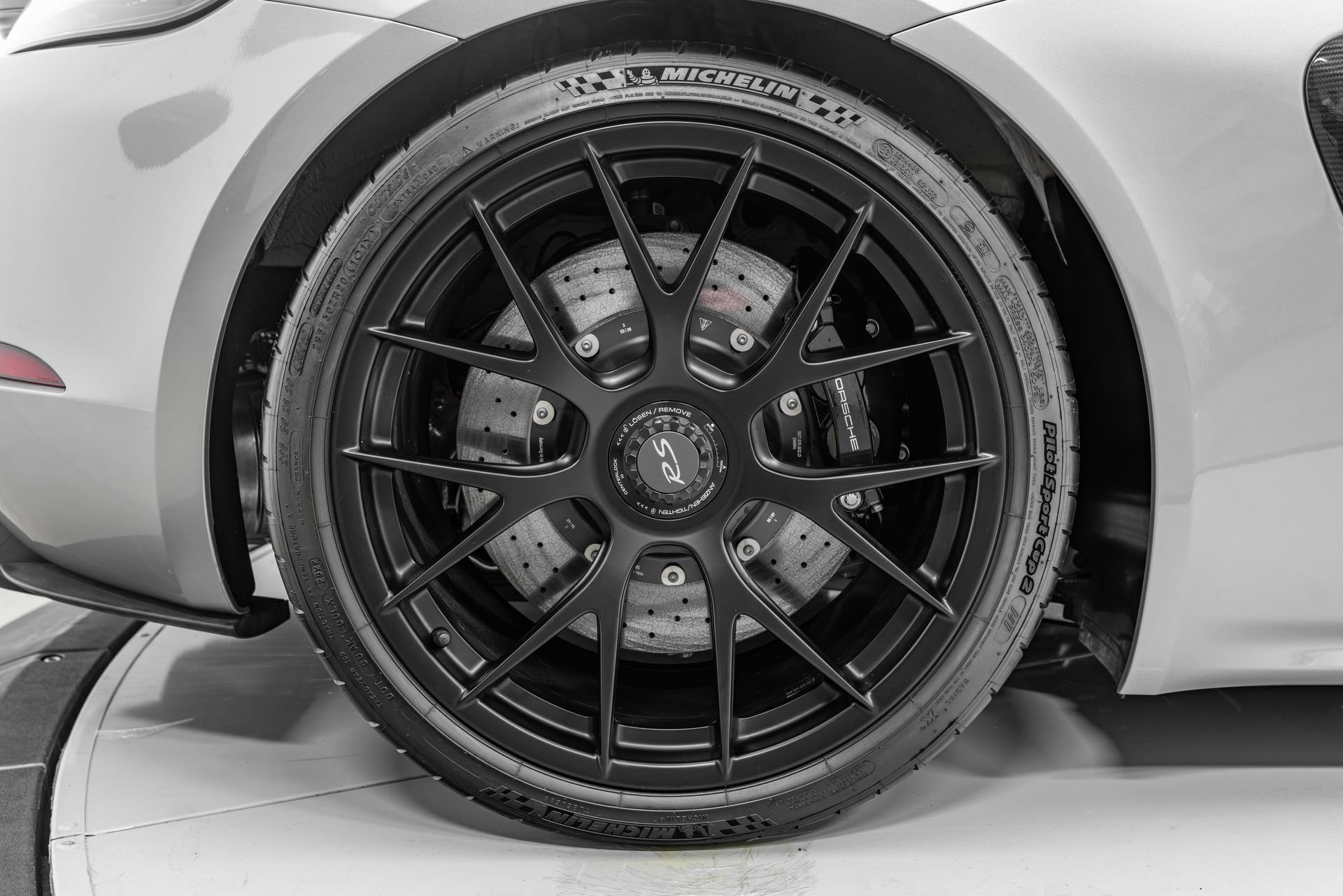 Used 2023 Porsche 718 Cayman GT4 RS RWD image 13