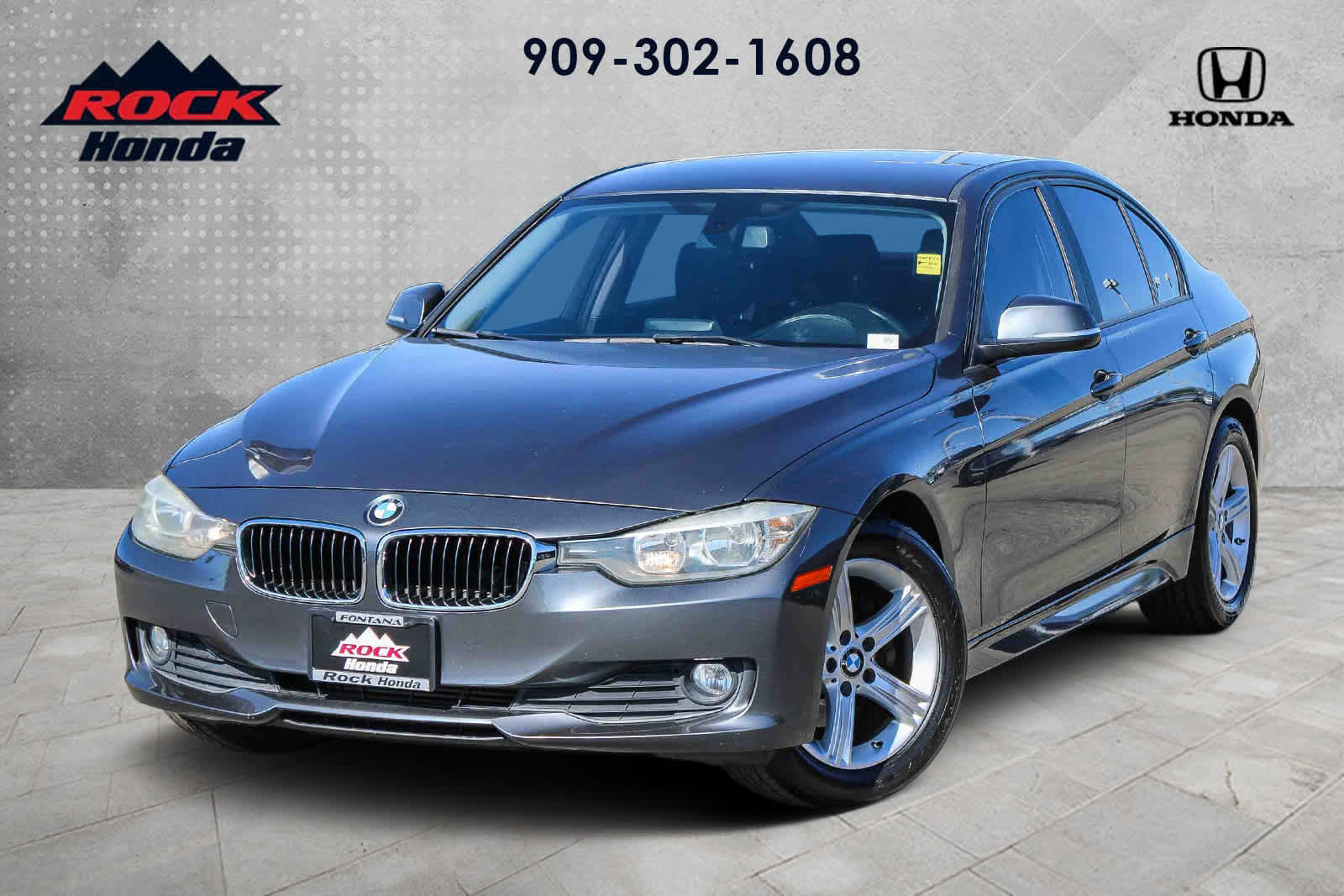 Used 2015 BMW 320i Sedan image 1