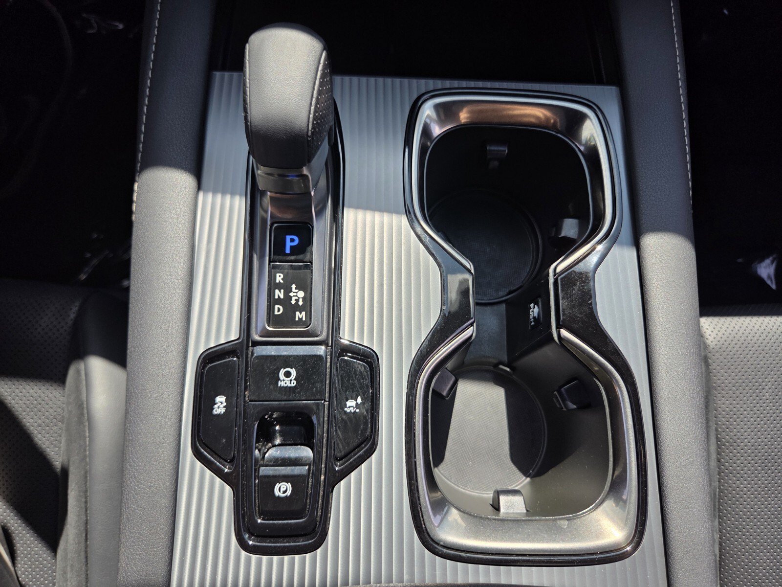 Used 2023 Lexus RX 500h F Sport w/ Cold Area Package AWD/4WD image 25