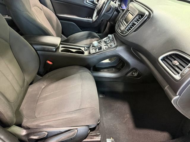 Used 2015 Chrysler 200 Limited w/ Convenience Group FWD image 30