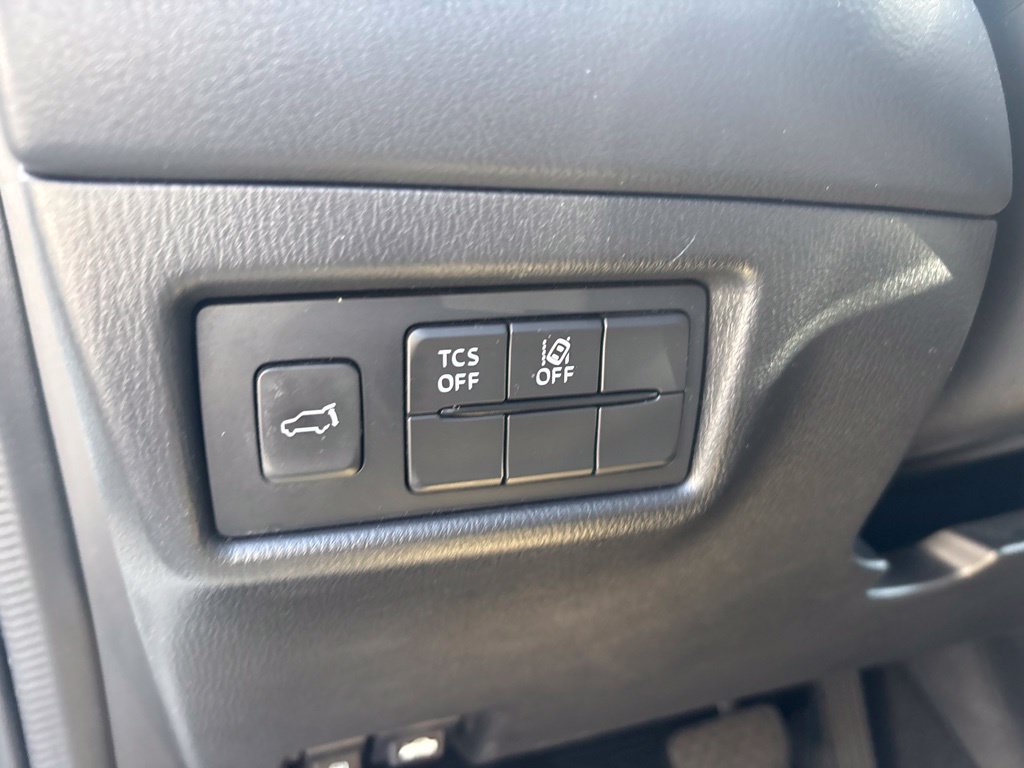 Used 2018 MAZDA CX-5 Touring w/ Preferred Equipment Package FWD image 20