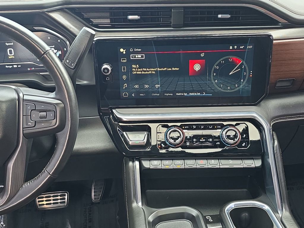 Used 2024 GMC Sierra 3500 Denali Ultimate image 14