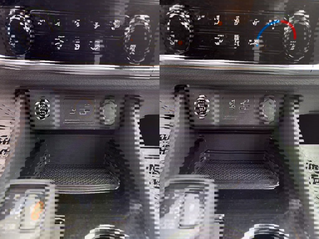 Used 2023 Nissan Rogue S image 15