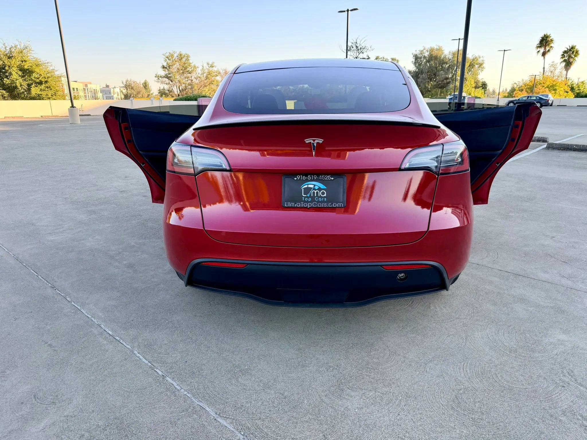 Used 2023 Tesla Model Y Long Range AWD/4WD image 50