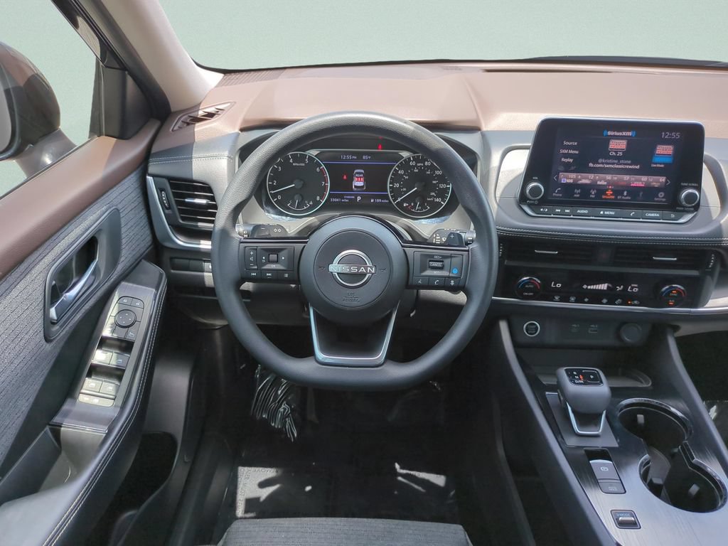 Certified 2023 Nissan Rogue SV FWD image 13