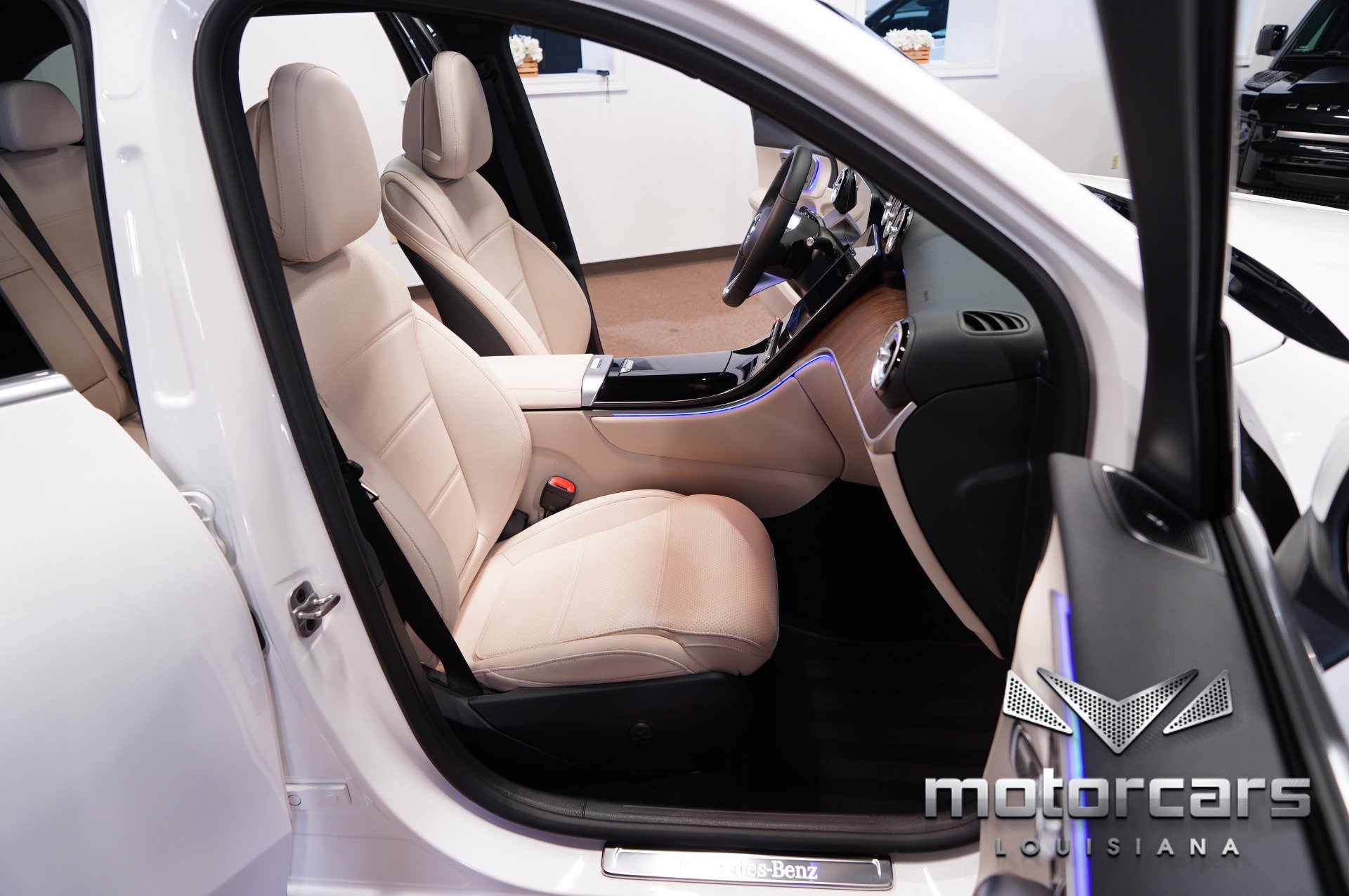 Used 2026 Mercedes-Benz GLC 300 image 29