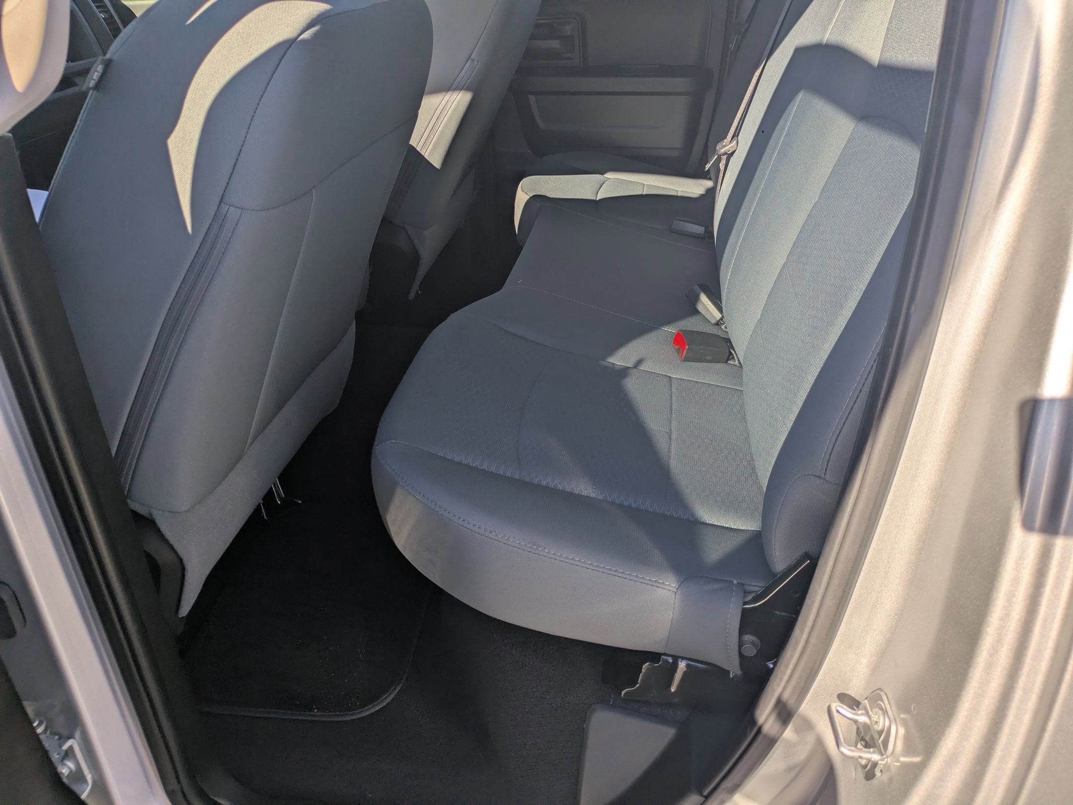 Used 2017 RAM 1500 Express image 26