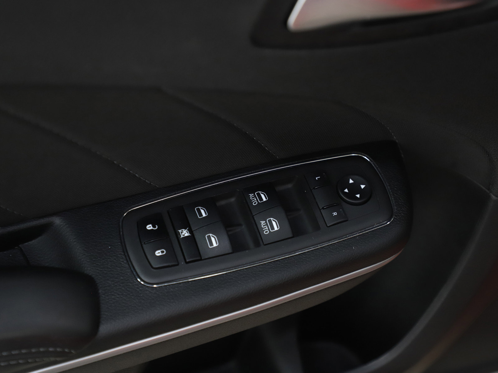 Used 2023 Dodge Charger SXT w/ Blacktop Special Edition image 18