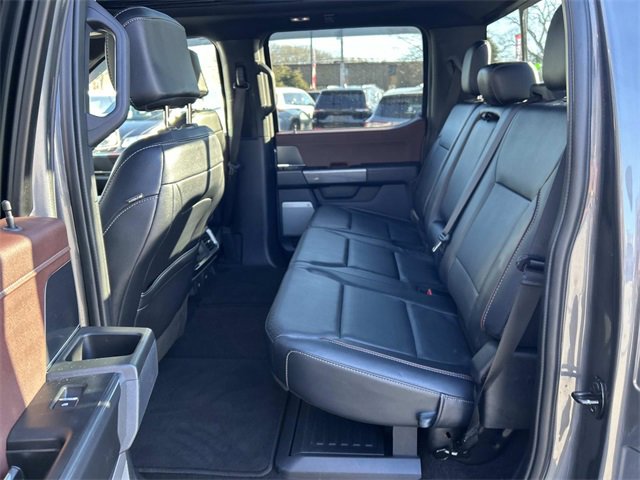 Used 2022 Ford F150 Lariat image 13