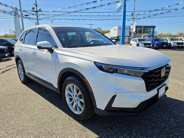 Used 2025 Honda CR-V EX image 9