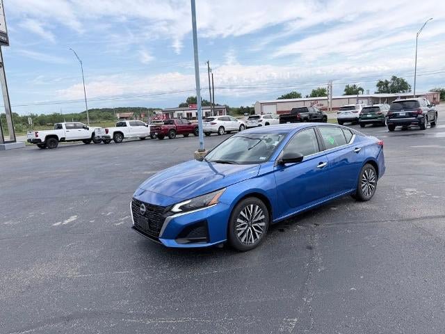 Used 2025 Nissan Altima 2.5 SV