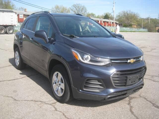 Used 2018 Chevrolet Trax LT w/ LT Convenience Package image 3