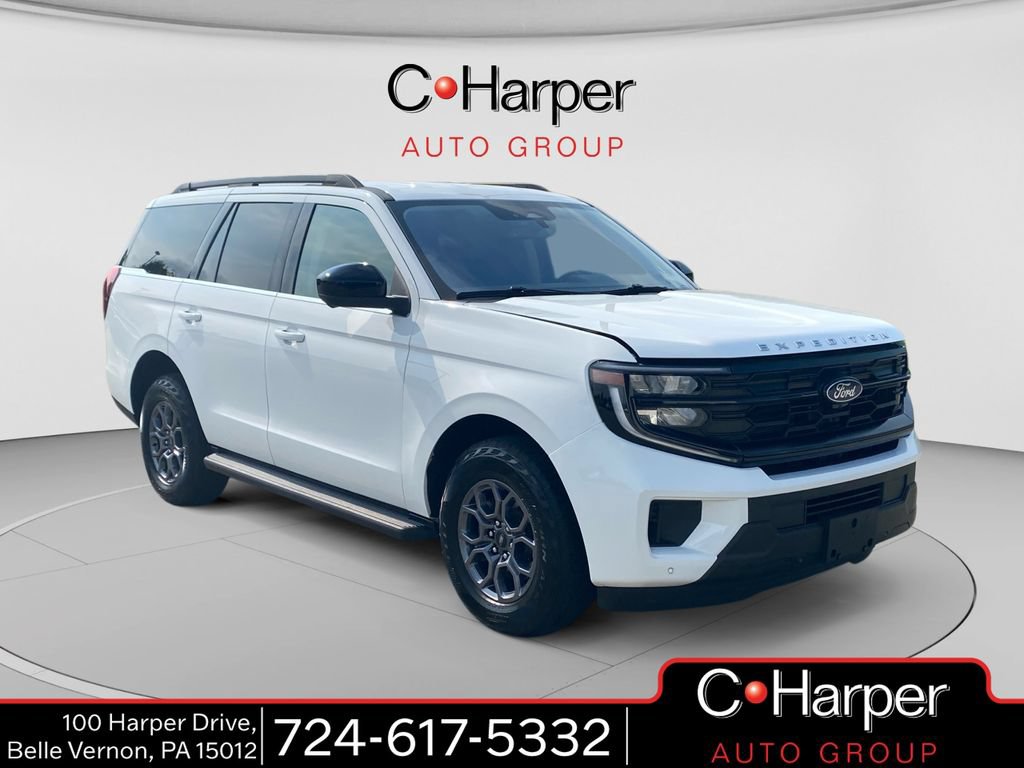 Used 2025 Ford Expedition Active AWD/4WD image 1