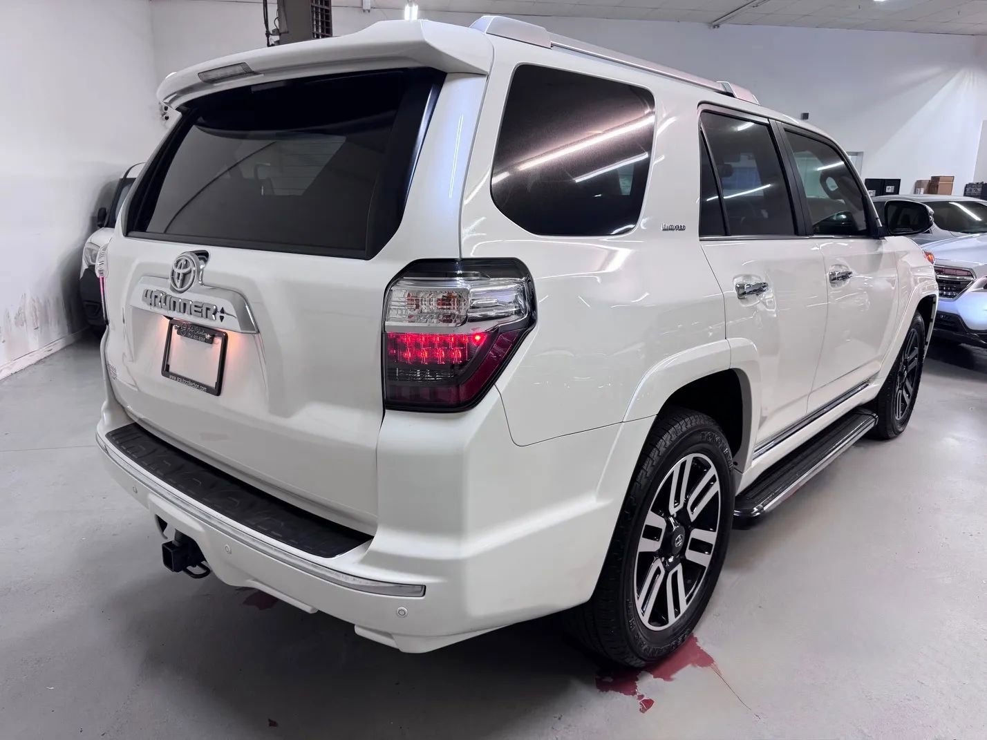 Used 2019 Toyota 4Runner Limited RWD image 3