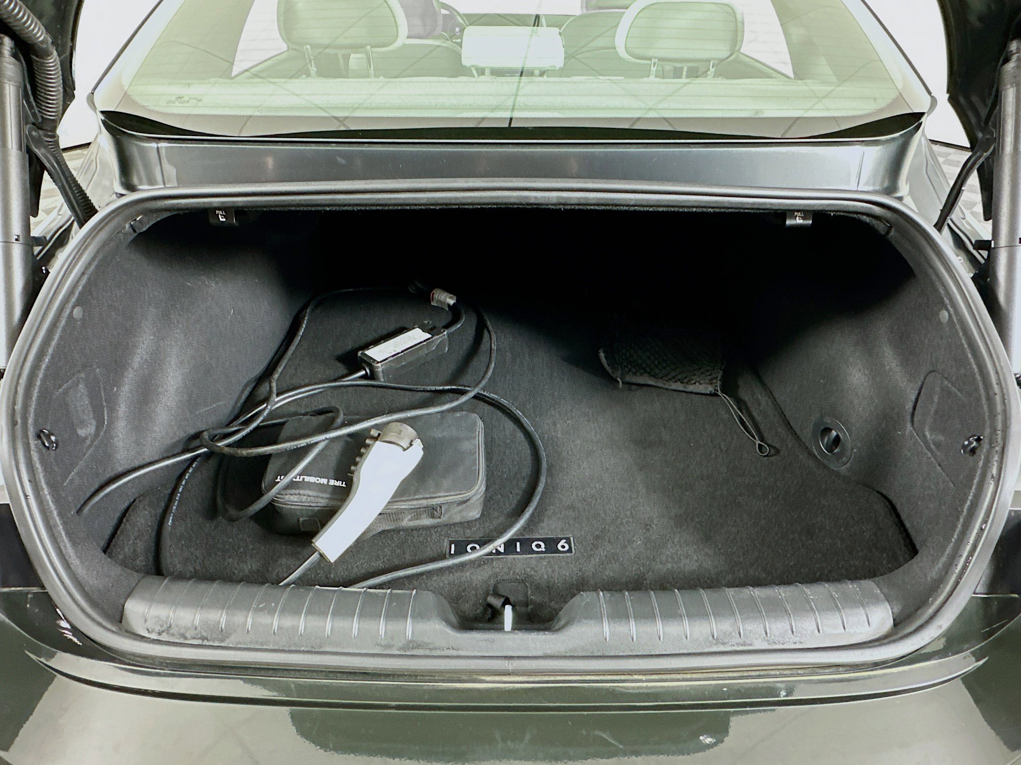 Used 2023 Hyundai Ioniq 6 SEL image 29