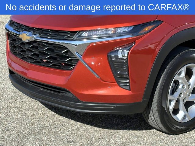 Certified 2024 Chevrolet Trax LS w/ LS Convenience Package FWD image 10