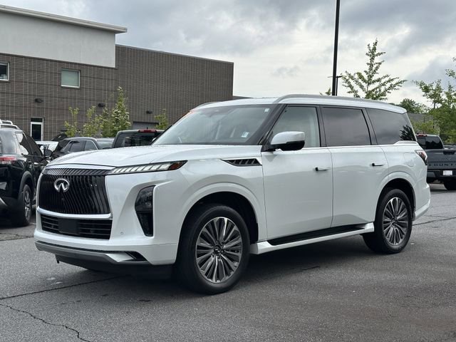 Used 2025 INFINITI QX80 Sensory AWD/4WD image 3