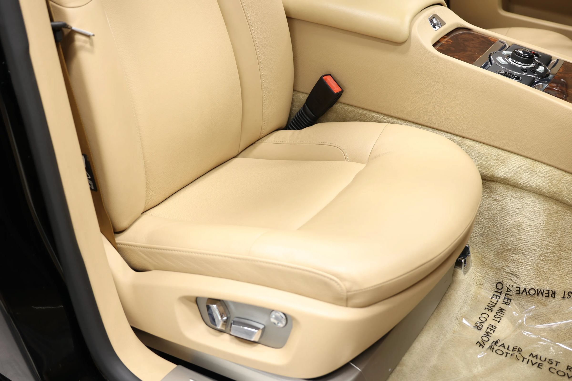 Used 2010 Rolls-Royce Ghost RWD image 94