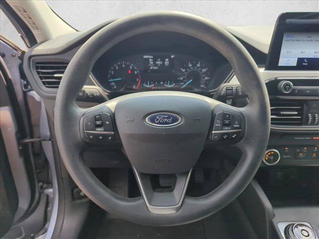 Used 2022 Ford Escape SE FWD image 12