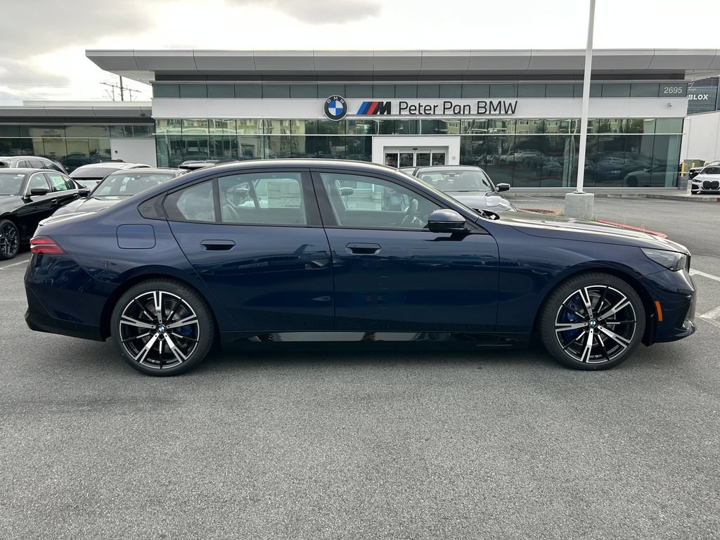 New 2027 BMW 550e xDrive w/ Executive Package AWD/4WD image 6