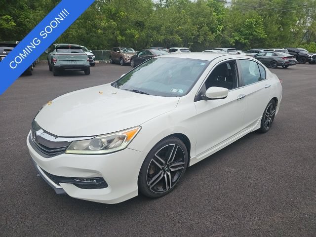 Used 2017 Honda Accord Sport image 5
