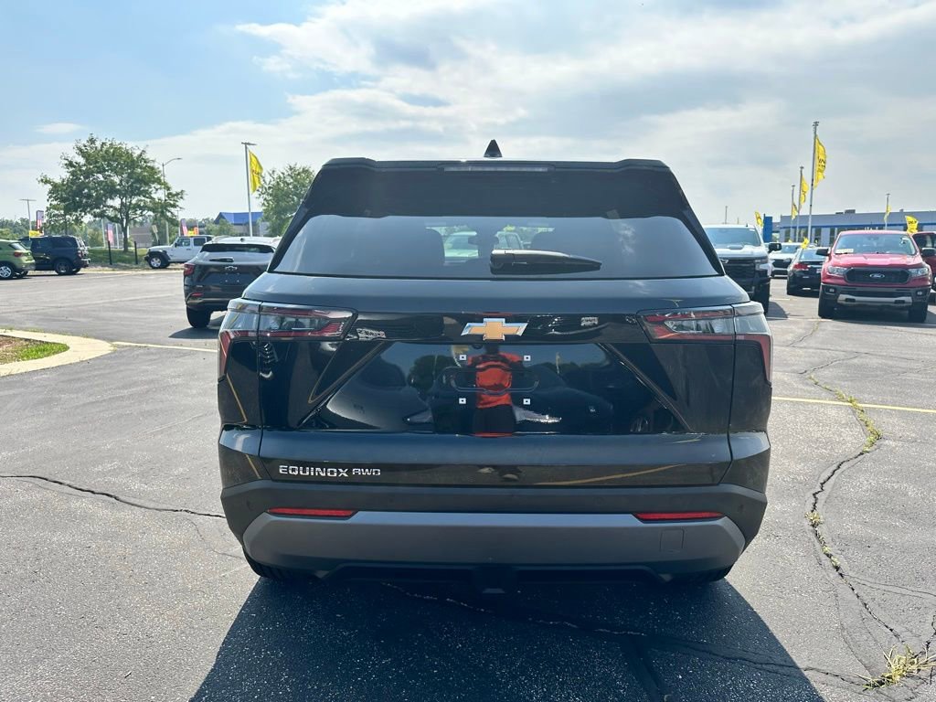New 2026 Chevrolet Equinox LT w/ Convenience Package II image 8