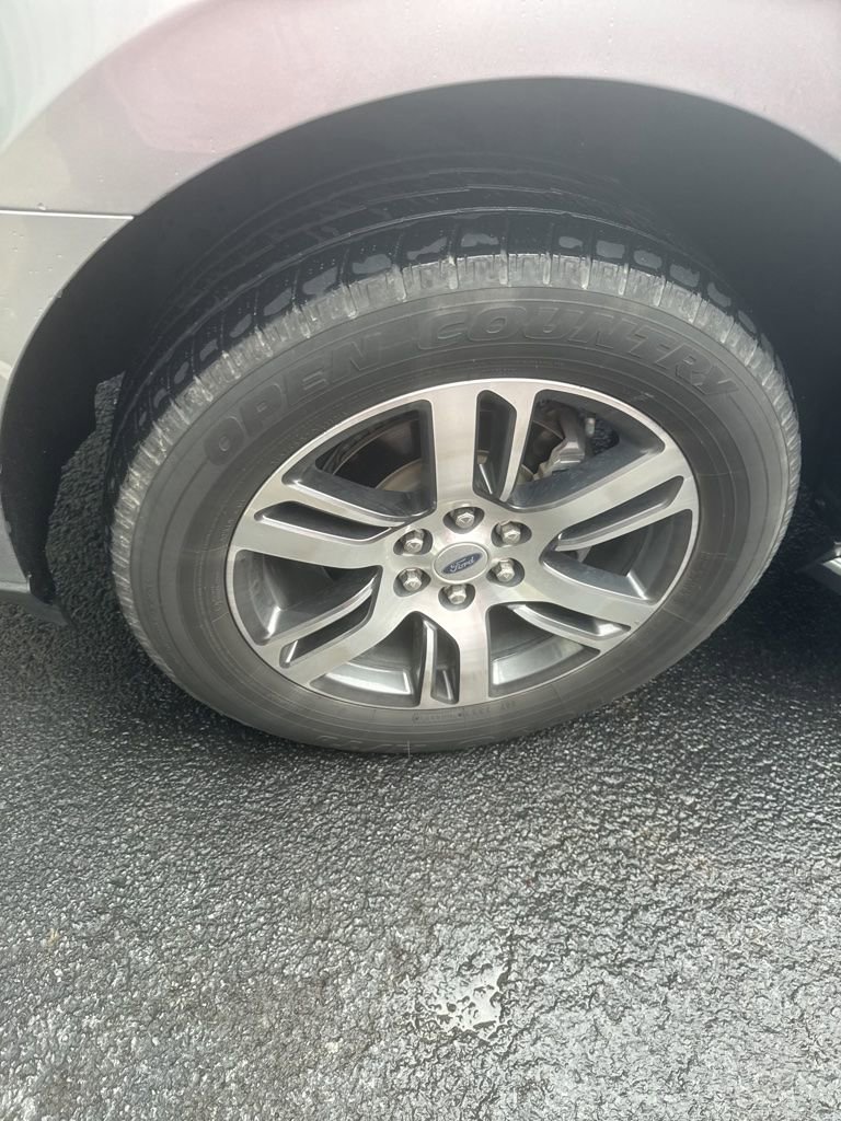 Used 2022 Ford Expedition Max XLT RWD image 6