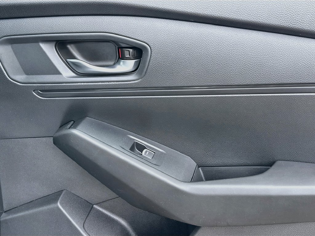 Used 2023 Honda Accord LX image 36