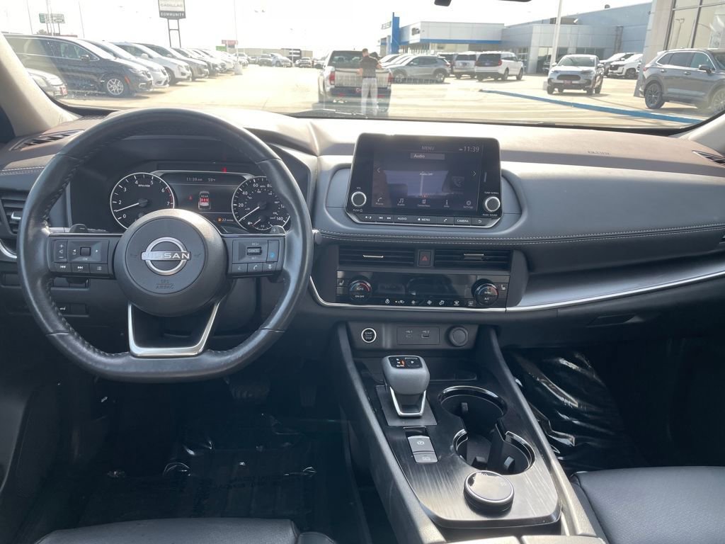 Used 2023 Nissan Rogue SV w/ SV Premium B Package image 13