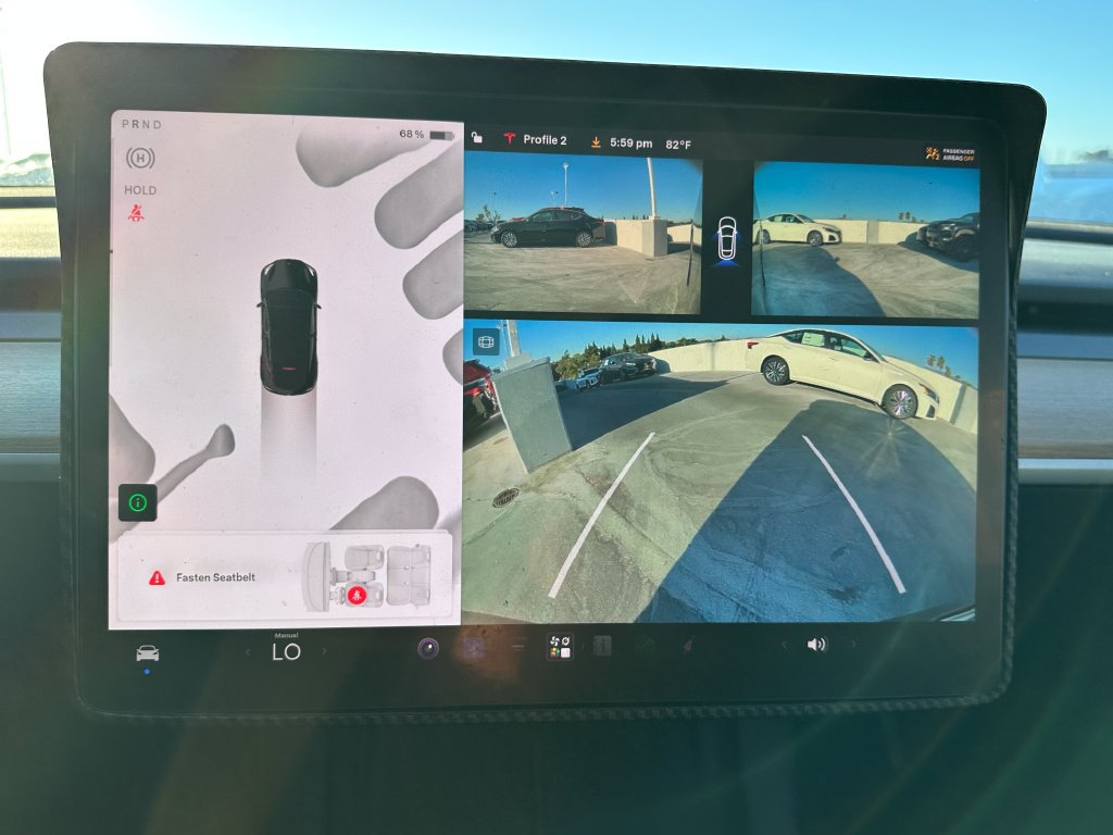 Used 2024 Tesla Model Y Long Range AWD/4WD image 31