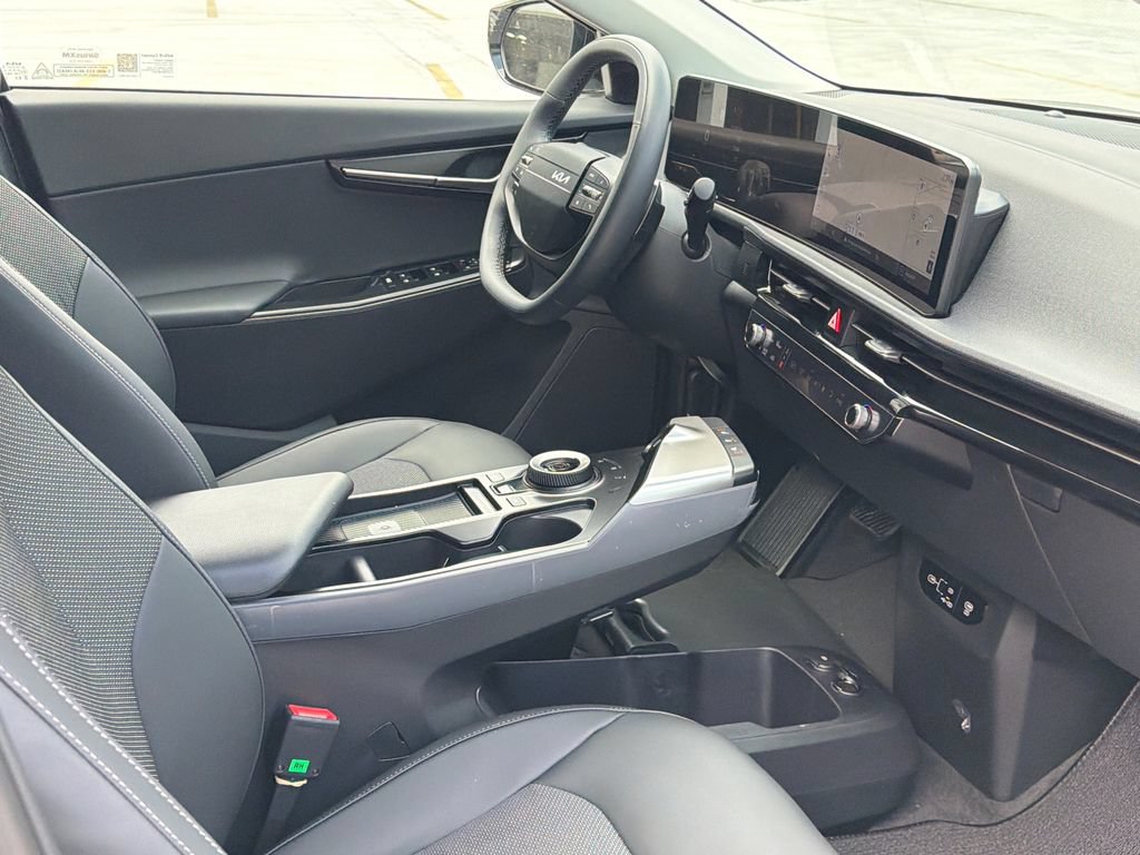 New 2026 Kia EV6 Light AWD/4WD image 13