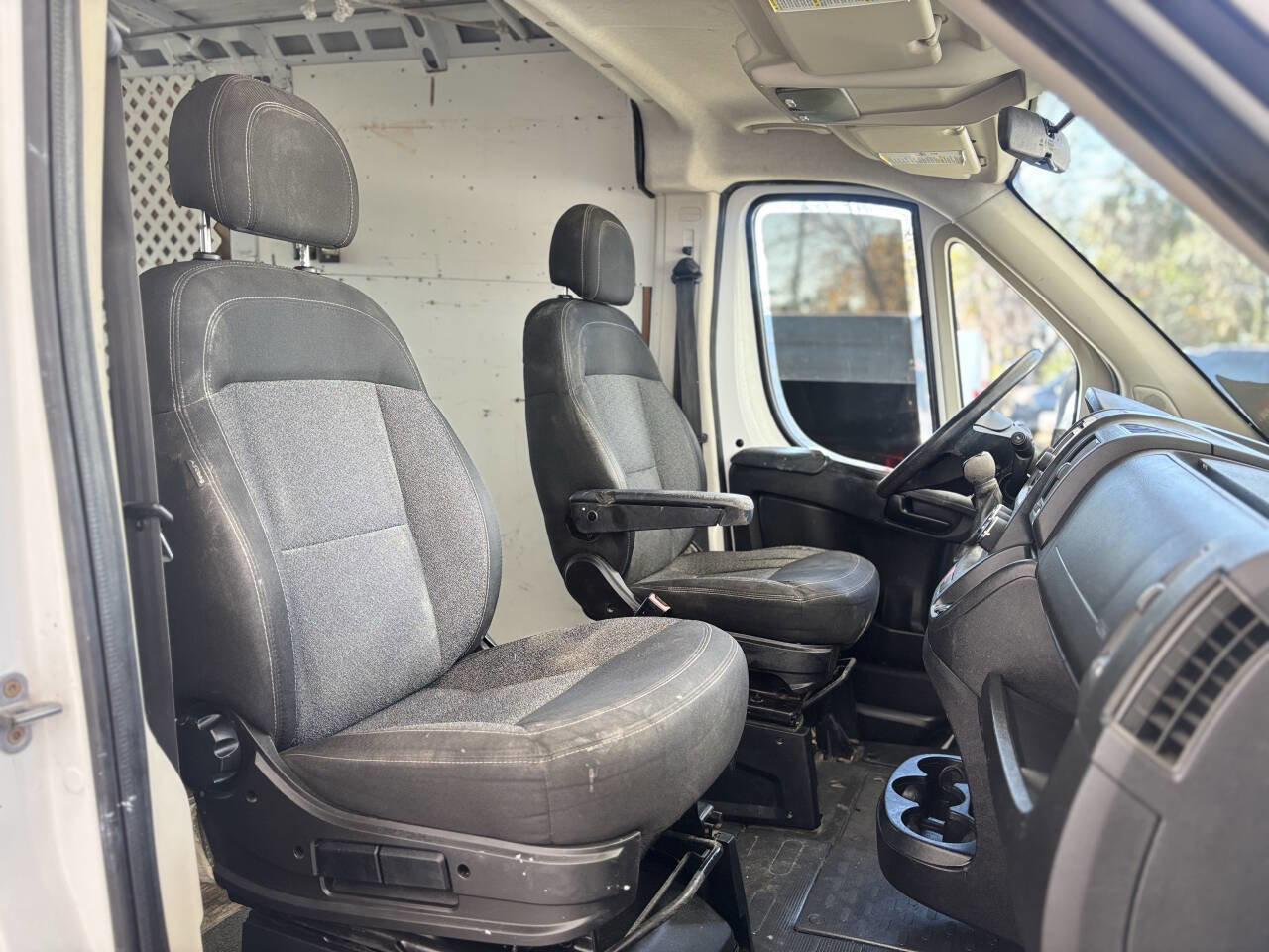 Used 2014 RAM ProMaster 2500 w/ Interior Convenience Group image 27