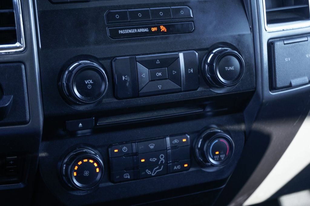 Used 2017 Ford F550 2WD Regular Cab Super Duty w/ Advanced Security Pack image 36