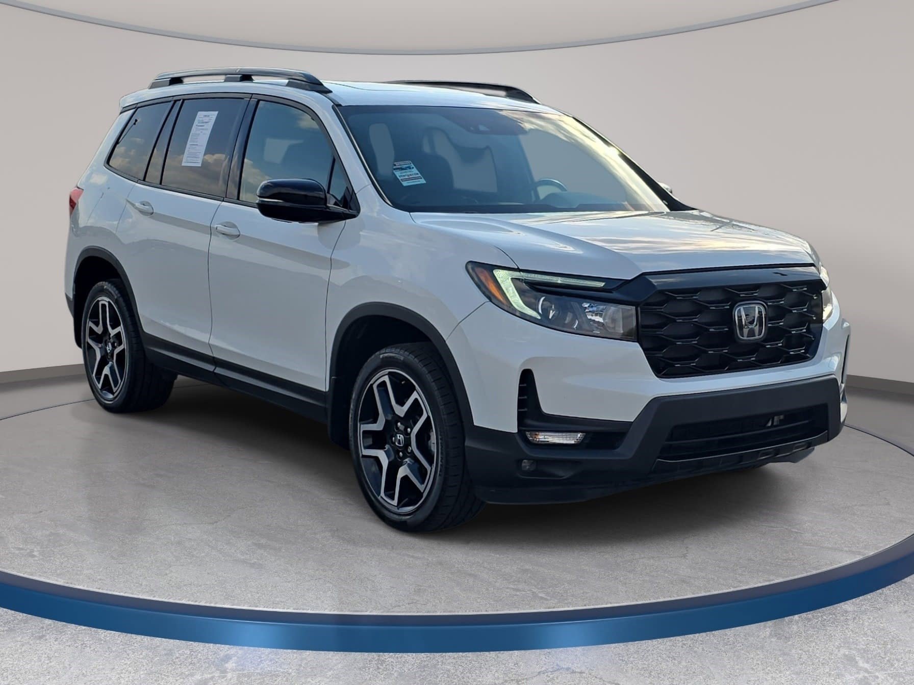 Used 2022 Honda Passport Elite image 3
