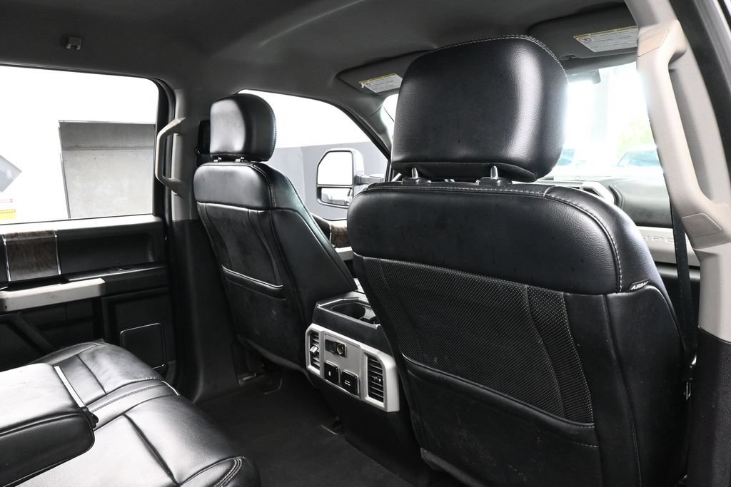 Used 2019 Ford F250 Lariat w/ Chrome Package AWD/4WD image 42