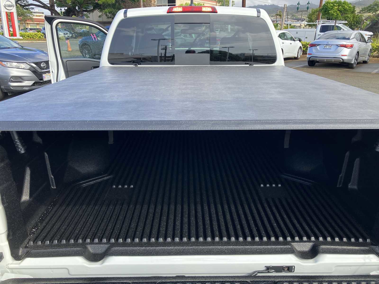 New 2026 Nissan Frontier S image 10