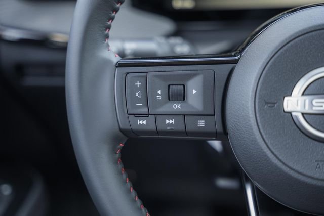 New 2026 Nissan Kicks SR w/ Cold Weather Package image 30