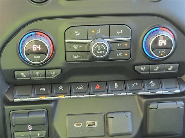 Used 2019 Chevrolet Silverado 1500 LTZ w/ LTZ Plus Package image 28