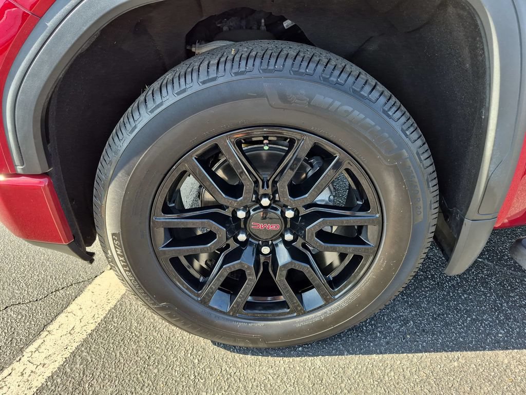 Used 2021 GMC Sierra 1500 Elevation RWD image 9