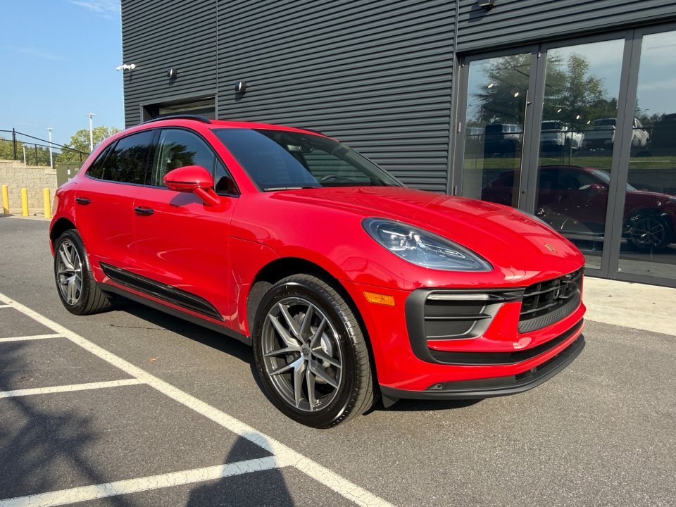 New 2026 Porsche Macan Turbo AWD/4WD image 9