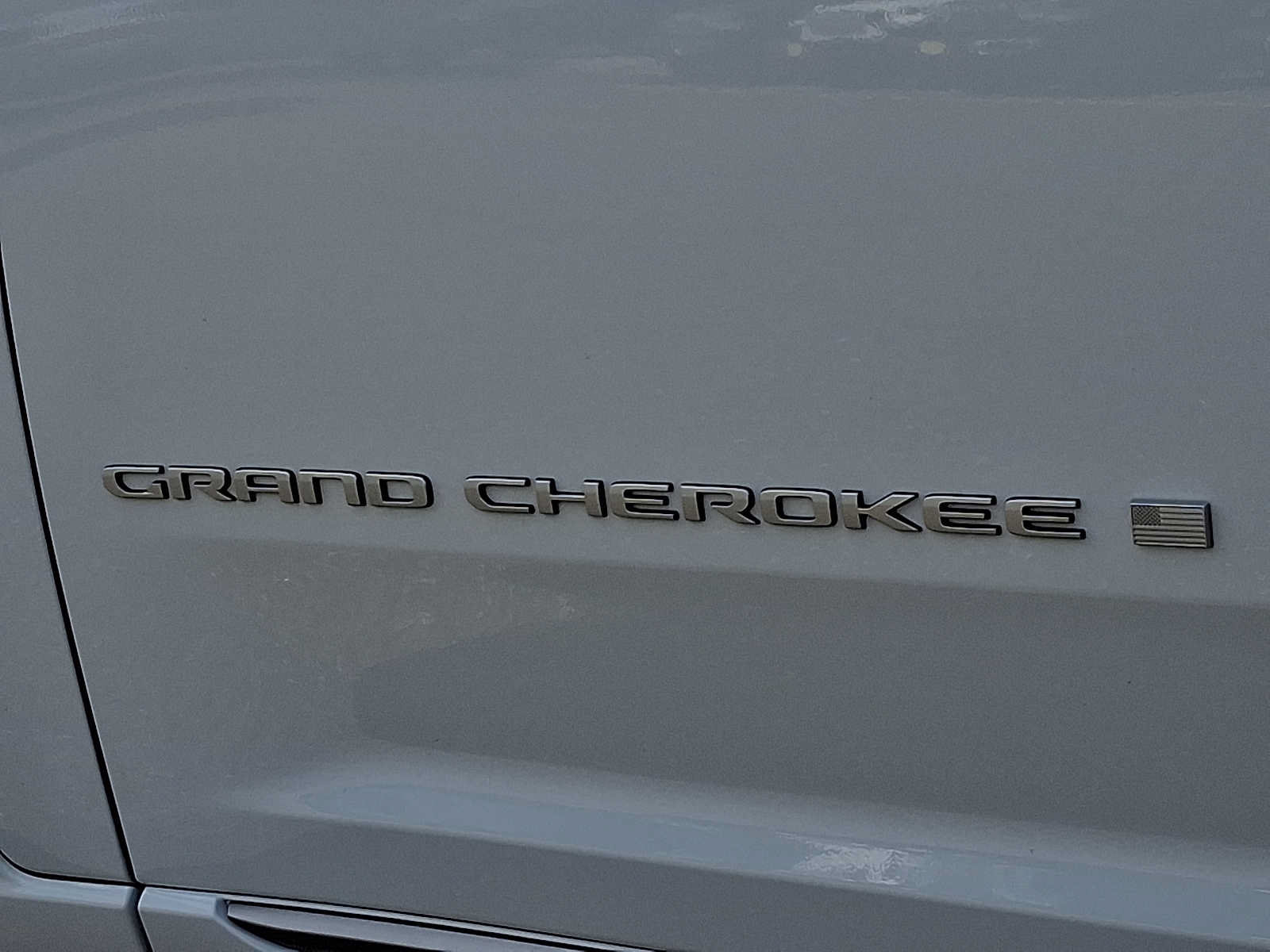 New 2026 Jeep Grand Cherokee Summit w/ Adv Protech Group IV AWD/4WD image 23