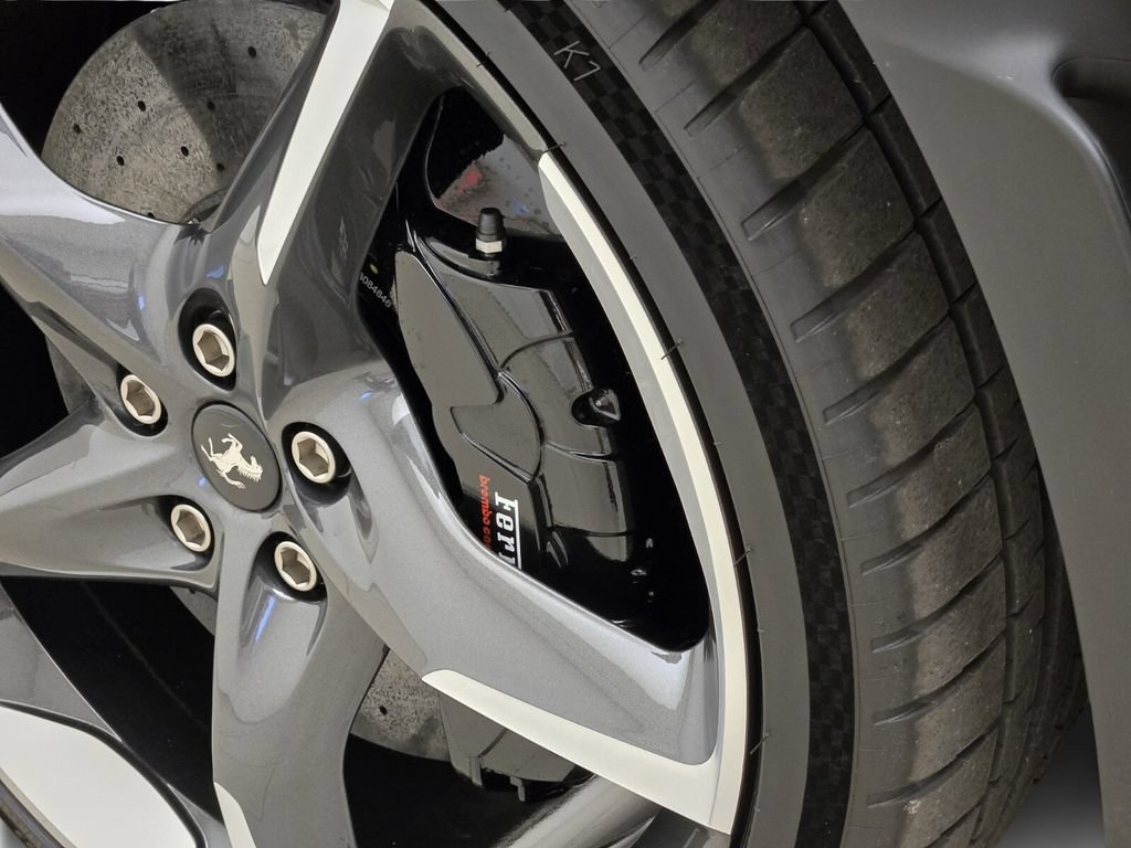 Used 2026 Ferrari Purosangue AWD/4WD image 14
